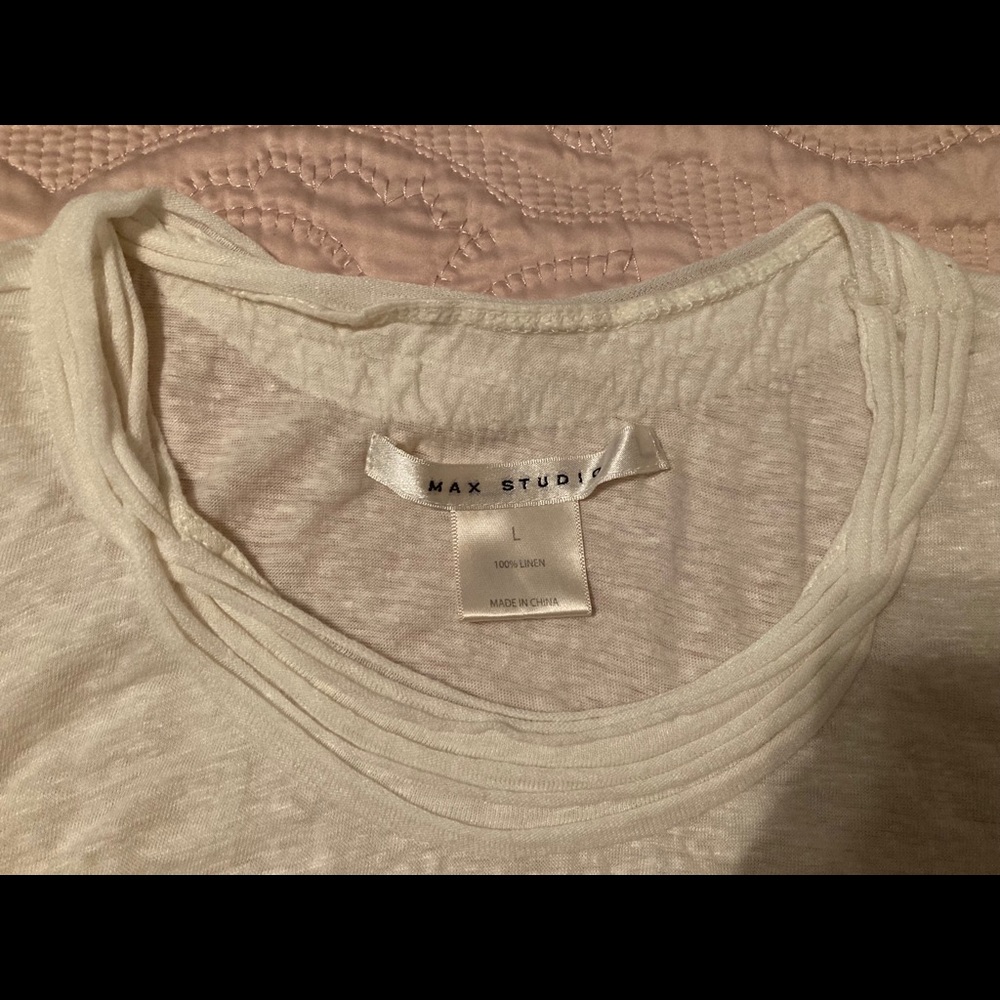 Max Studio Linen sleeveless shirt